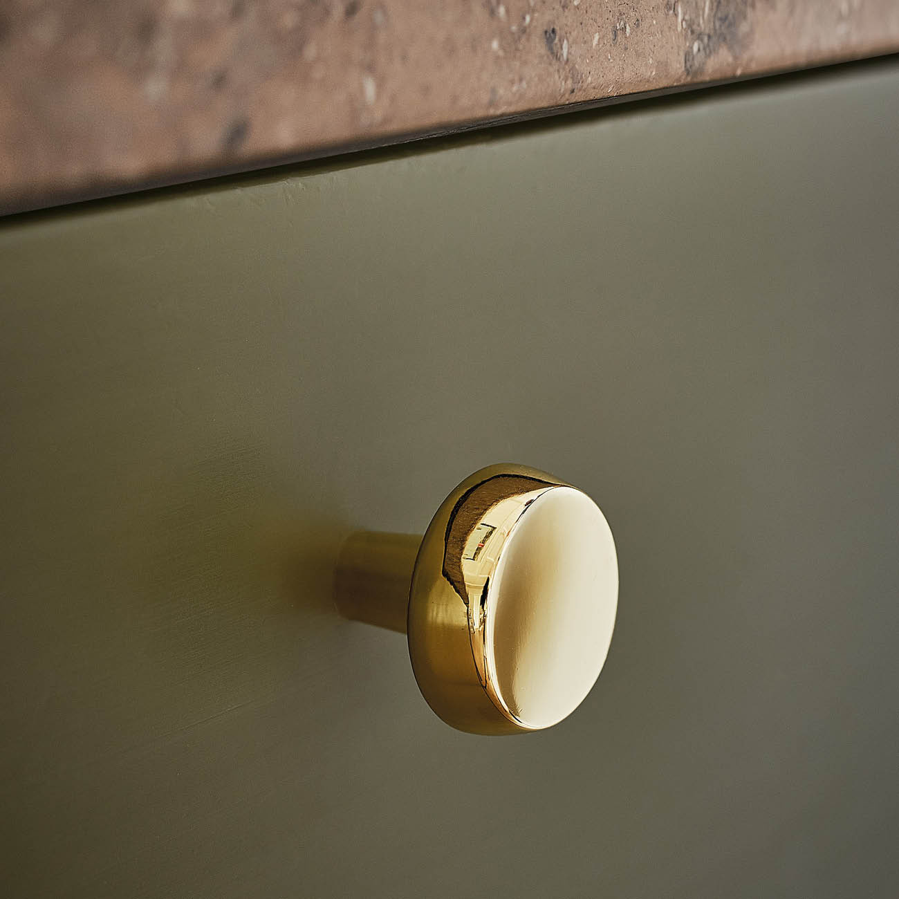 Polished, untreated or brushed brass?