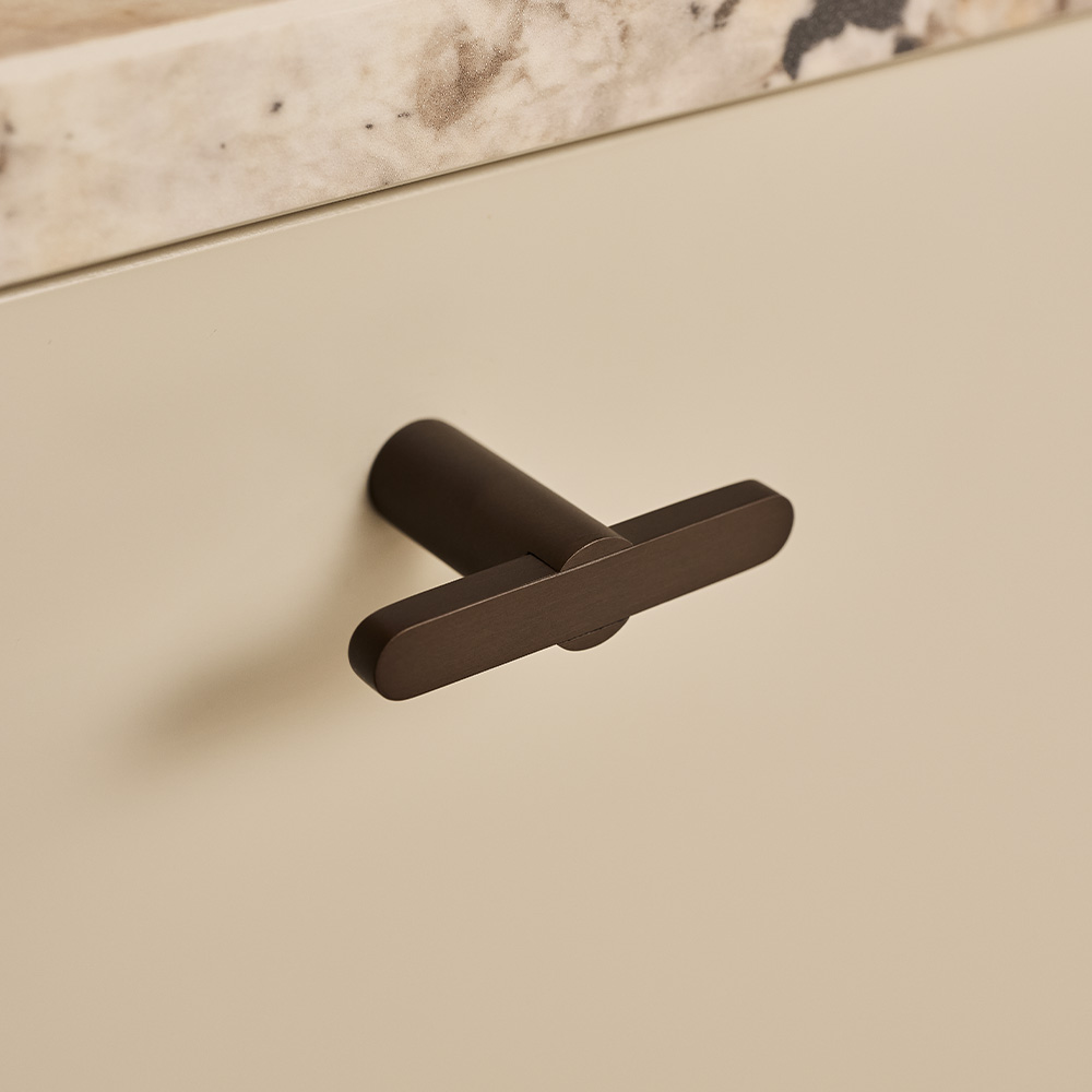 Cabinet Knob T Flow - Burnished Brass