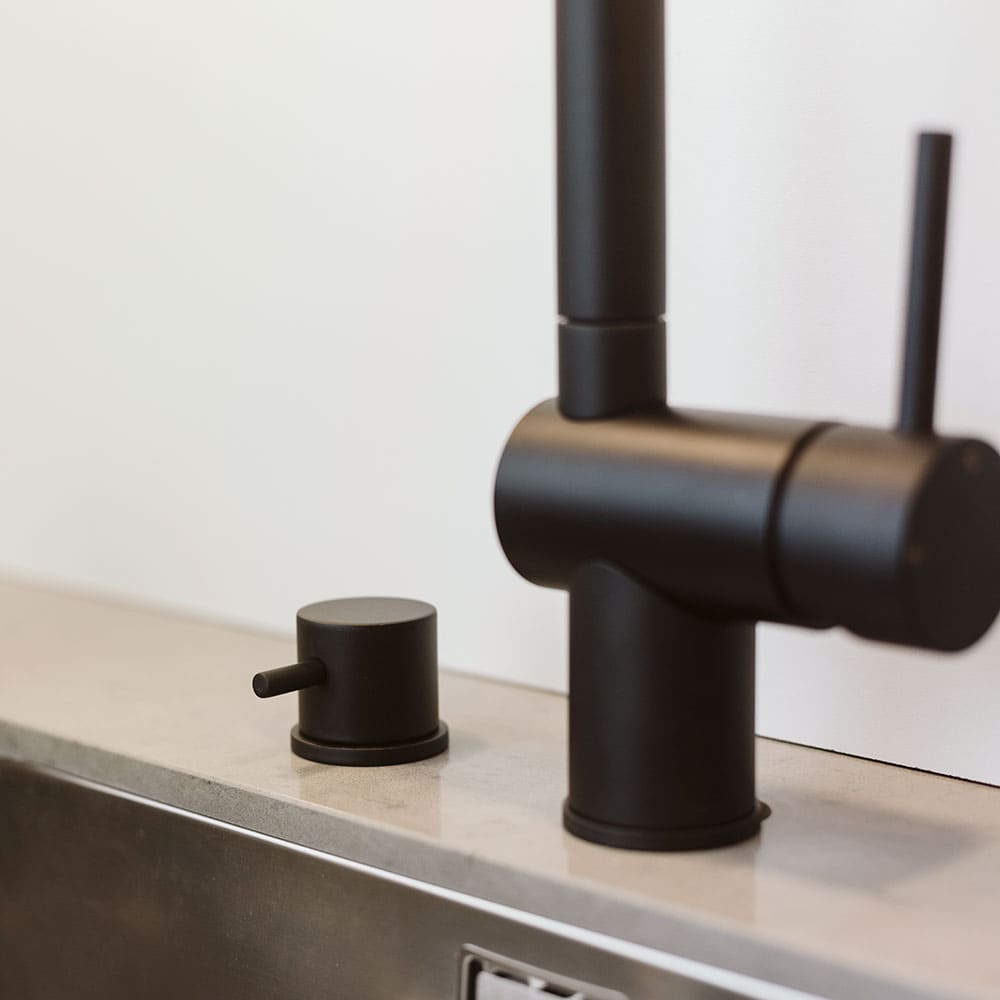 Dishwasher Shut-Off Valve - Matte Black