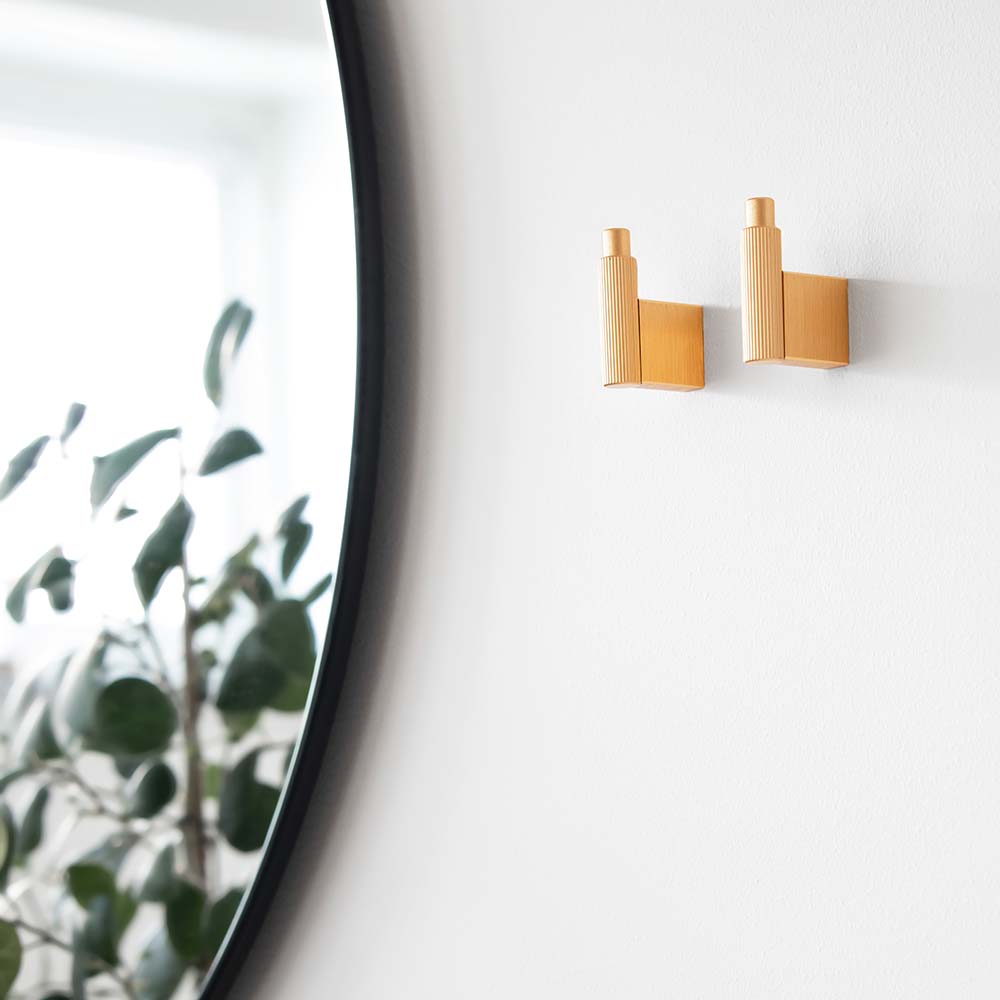 Hook Arpa - Brushed Brass