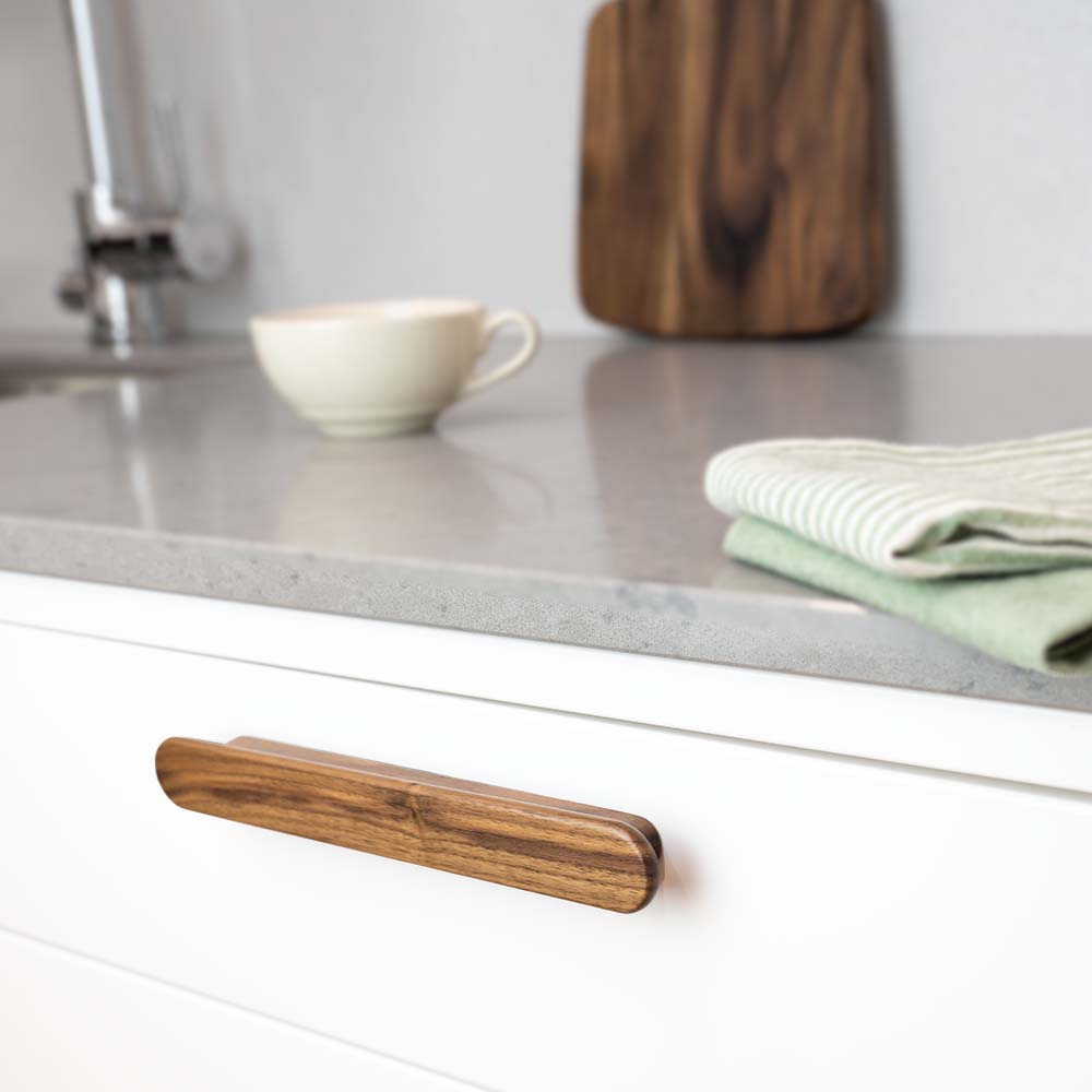 Handle Classis - 160mm - Walnut