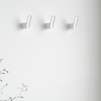 Hook Luv - Matte White