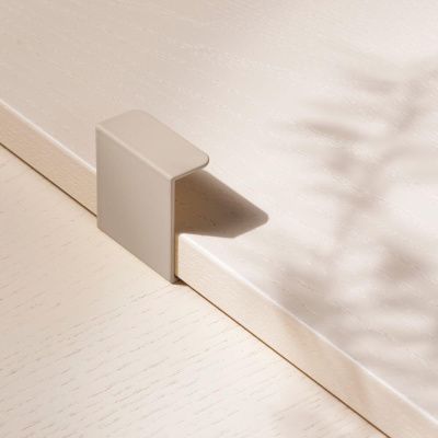 Toniton Hide Handle - 40mm - Greige in the group Cabinet Handles / Show all handles / Toniton x Beslag Design at Beslag Online (401066-11)