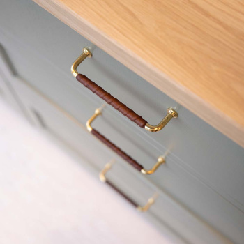 Handle 1353 - Polished Brass/Brown Leather