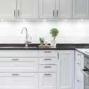 Handle 1353 - Polished Brass/Black Leather