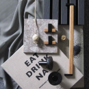 Handle Crossing - Oak/Black