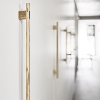 Handle Join - Oak