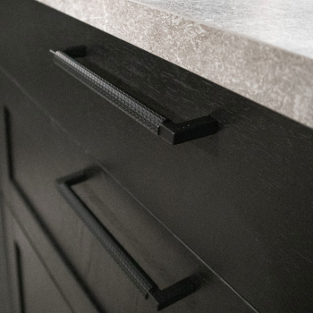 Handle Track - Matte Black