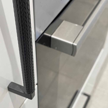 Handle Track - Matte Black
