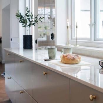 Cabinet Knob 411 - Polished Brass